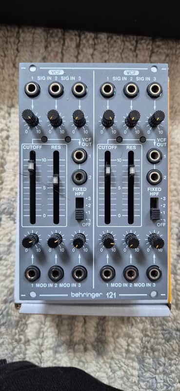 Behringer System 100: 121 Dual VCF