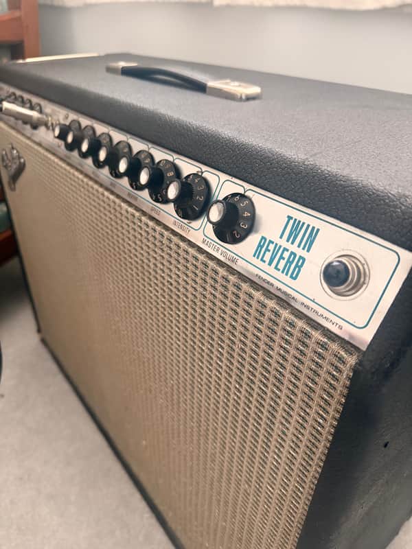 Vintage 1973 Fender Twin Reverb Silverface Guitar Tube Amplifier with Original Cover and Reverb Tank image 1