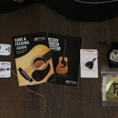 Minty! 2023 Martin J-40 Acoustic Guitar Natural + OHSC image 2