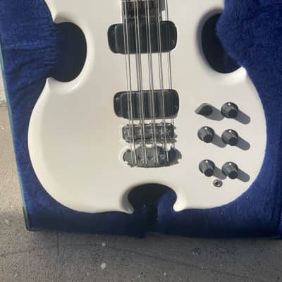 BecVar Triple Omega 8-string 1978 - White image 3