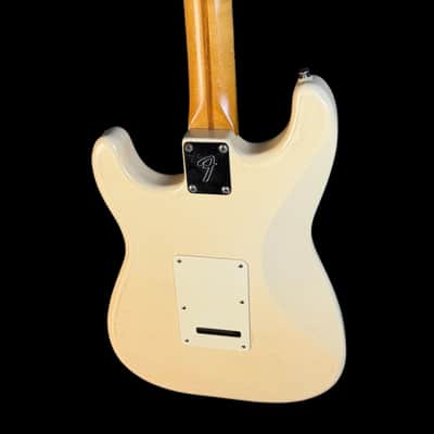 Fender Mexican Standard Stratocaster in Olympic White 1995/96 image 9