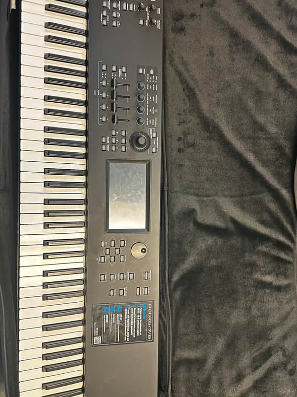 Yamaha MODX7+ 76-Key 16-Voice Synthesizer 2022 - Present - Black image 1