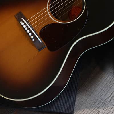 2024 Gibson Custom Shop 1942 Banner LG-2 Acoustic Guitar Vintage Sunburst + COA OHSC image 7
