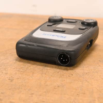 Clear-Com TMR42524INCC Tempest 2400 4-Channel Wireless Belt Station CG01PQT image 5
