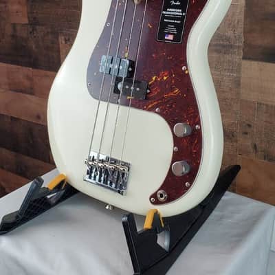 Fender Am Pro II Precision Bass, Olympic White, w/Hard Case, Free Ship, 548 image 2
