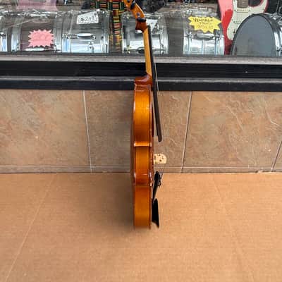 Carlo Robelli by Violmaster P-105 4/4 Full Size Violin w/ Bow, Case, Shoulder Rest & Rosin image 14