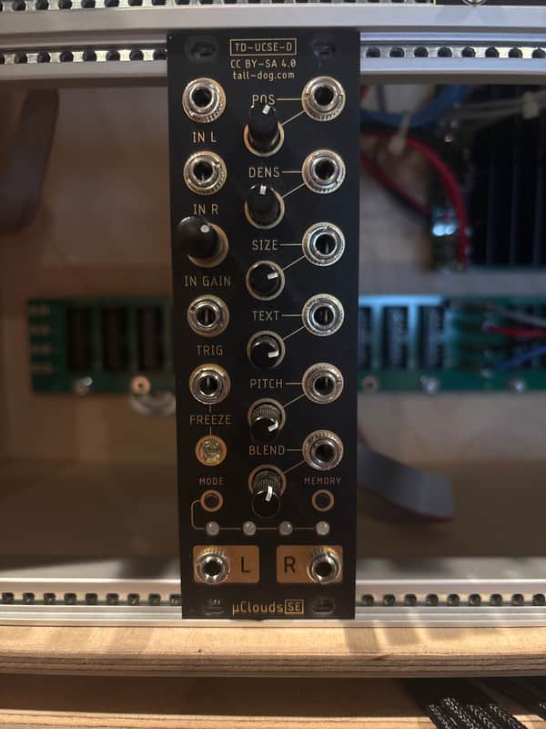 Tall Dog Electronics μClouds SE - Texture Synthesizer Black Panel image 1
