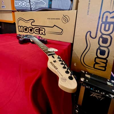 Mooer Guitars MSC 31 PRO Green Burst   2025 image 24