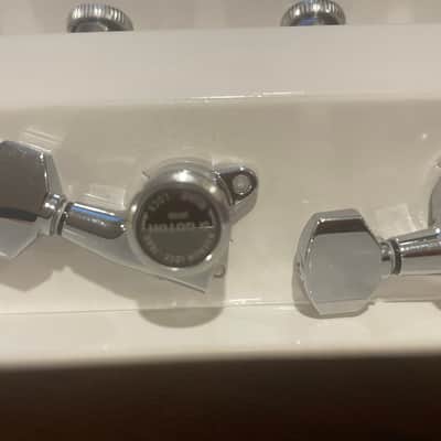 Gotoh SG381 Traditional Magnum Locking Tuners 6 In-Line Right Handed image 1