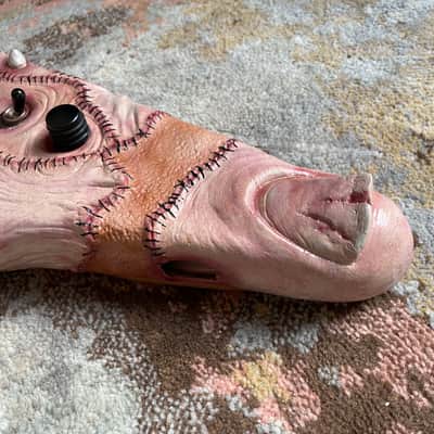 Destroyed Human Skin Custom Flying V Zemaitis image 9