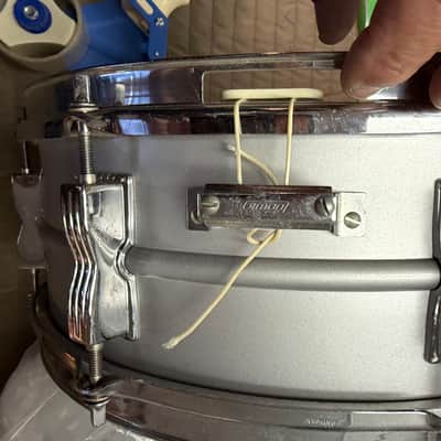 Ludwig 🥁 5” by 14” USA acrolite vintage snare drum with case stand and pad image 13