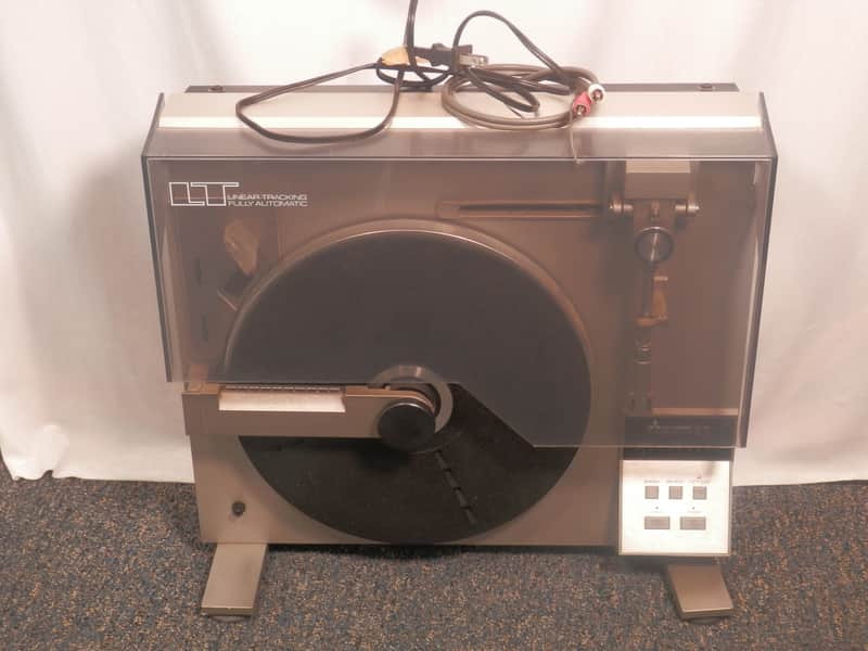 Mitsubishi LT-5V Electronic Logic Controlled Turntable Vertical Record Player used AS-IS image 1