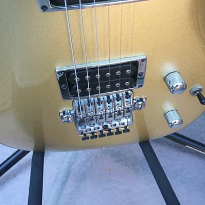 Ibanez JS2000-CG Joe Satriani Signature 2002 - 2004 - Champagne Gold image 7