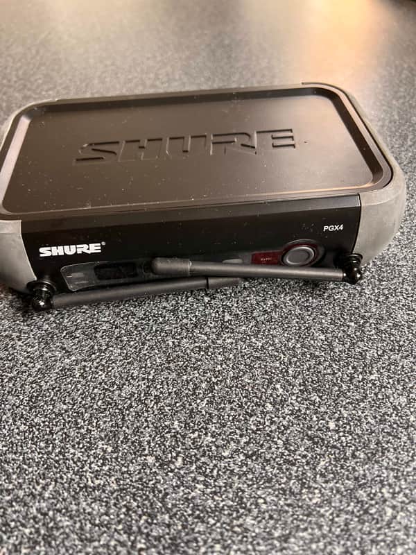 Shure PGX4/PX1 - Black image 1