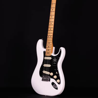 Fender Player II Stratocaster, Maple FB, Polar White image 6