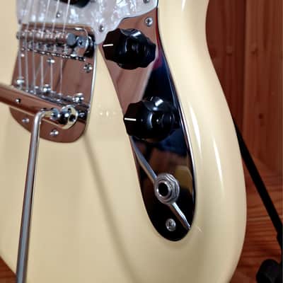 Fender American Performer Mustang 2025 - Vintage White image 10