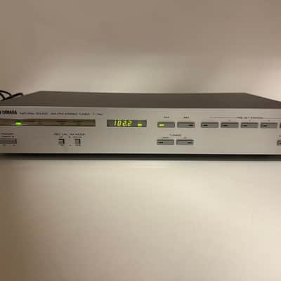 Yamaha T - 760 Natural Sound AM/FM Stereo Tuner image 2
