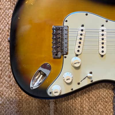 Fender Stratocaster 1964 Sunburst image 4