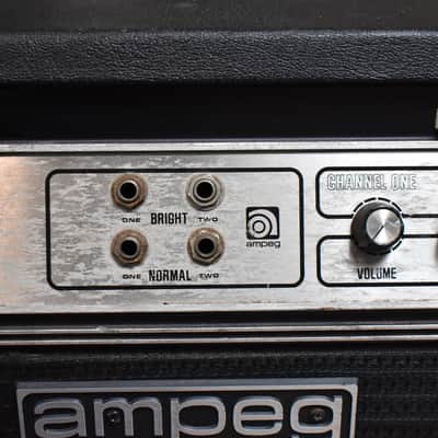 1970s Ampeg SVT Curved Line 300-Watt Bass Amplifier Head Black image 2