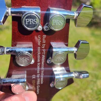 PRS SE 245 Standard tobacco Burst image 10