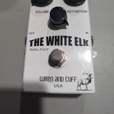 Wren and Cuff The White Elk Super Fuzz Sustainer 2010s - White
