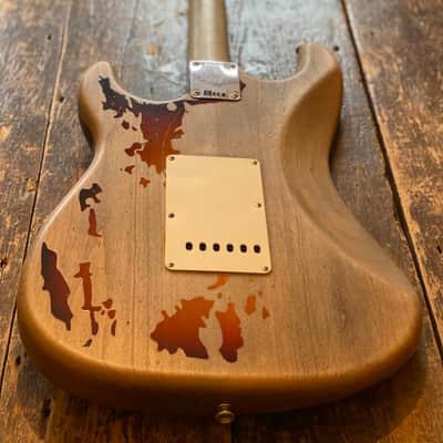 Super Lightweight Fender Custom Shop Rory Gallagher Stratocaster Heavy Relic 3 Tone Sunburst w/OHSC 2017 image 6
