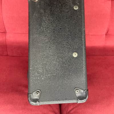Yamaha HY-10G III Guitar Amplifier - Black image 4