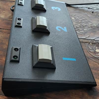 STUDIO SALE! SR&D Tom Scholz Rockman 3 Way Foot Switcher 1980s USA image 4