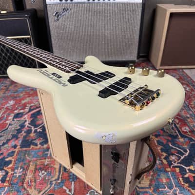 Yamaha Motion Bass MBIII Super Edition Short Scale Bass w/HSC 1980's - Pearl White image 12