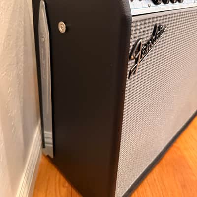 Fender '68 Custom Twin Reverb-Amp 2-Channel 85-Watt 2x12" Guitar Combo 2013 - Present - Black image 5
