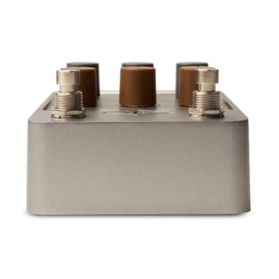 [3-Day Intl Shipping] Universal Audio OX Stomp Dynamic Speaker Emulator image 3