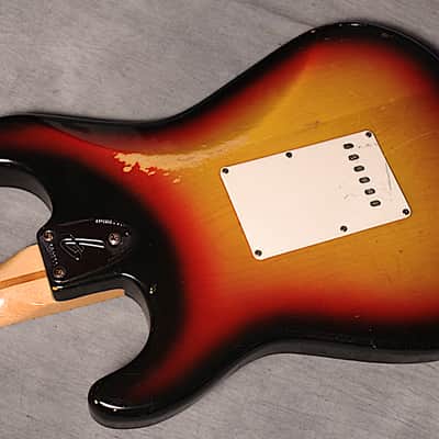 Fender Stratocaster 1974 - Sunburst image 13