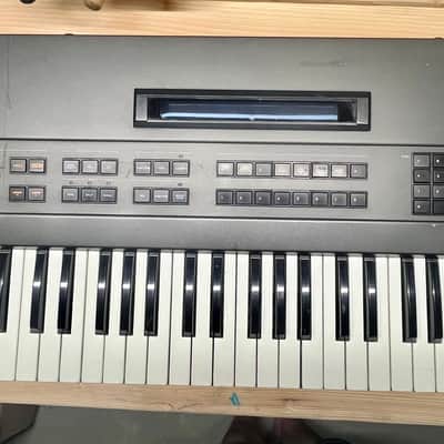 Roland Super JX-10 76-Key Polyphonic Synthesizer 1986 - 1990 Black