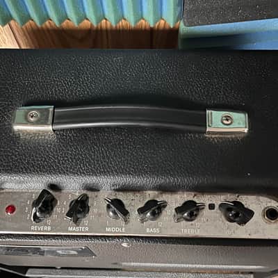 Fender Blues Junior 15-Watt 1x12" Guitar Combo 1997 - 2001 - Black image 3