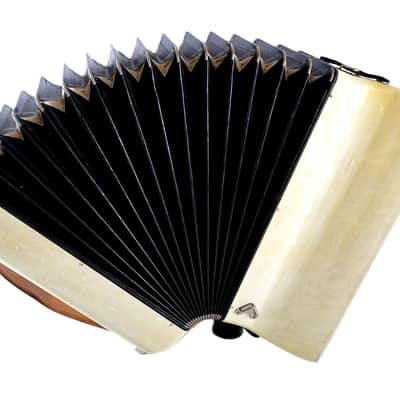 Immagine Rare Old/ Vintage German Made Top Quality Piano LMMM Accordion Hohner Contessa IV M - 120 bass, 12 switches + Hard Case&Straps-Youtube VIDEO - 24