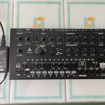 Abstrakt Instruments Avalon Analog Bassline TB-303 Synthesizer Rare Black Blue image 11