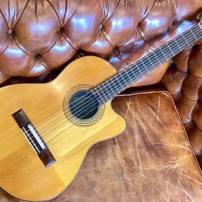 Vintage 1982 Gibson Chet Atkins Classical A/E w/Peerless Case image 1