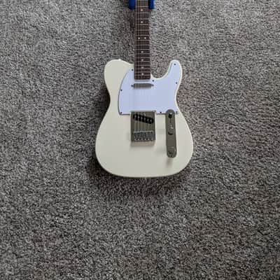Fender Standard Telecaster 2025 - Present - Olympic White image 1