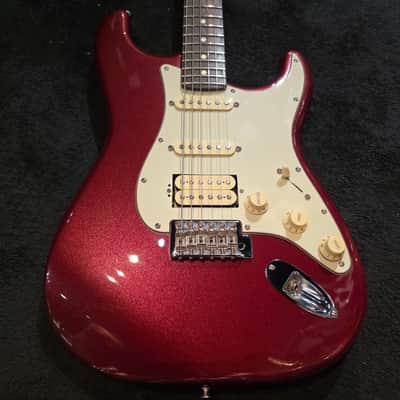 Fender American Performer Stratocaster HSS with Rosewood Fretboard Aubergine image 2