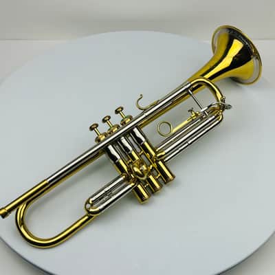 1949 Olds Super Recording Trumpet in Excellent Condition with Olds Deluxe Case! image 6