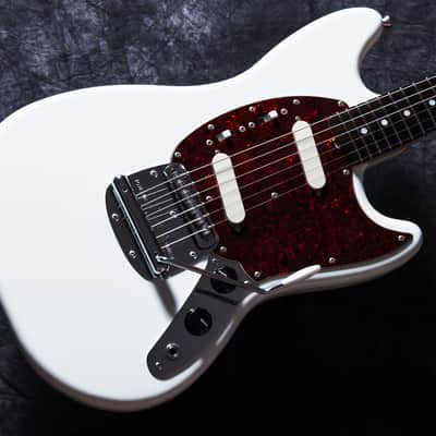 Fender Japan Traditional 60s Mustang - Olympic White - EXCELLENT condition image 5