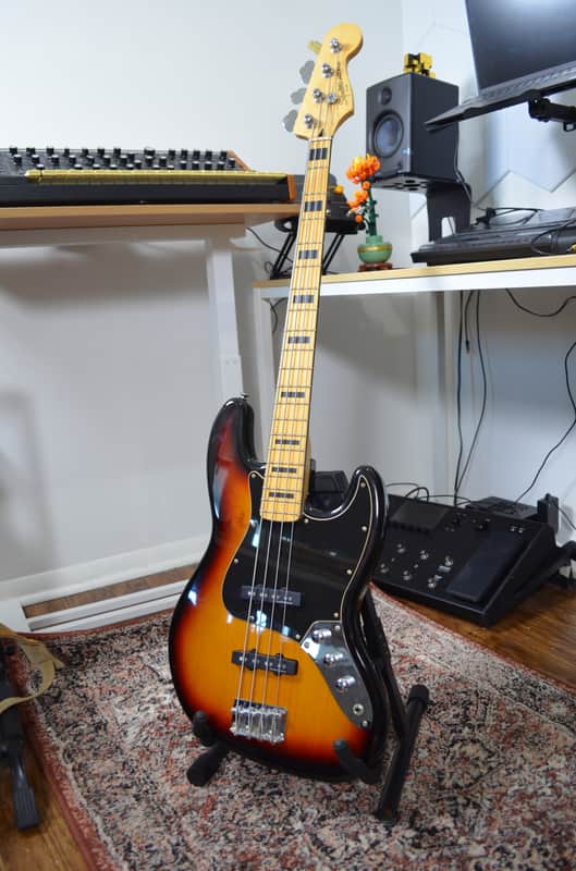Squier Classic Vibe '70s Jazz Bass