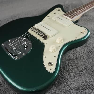 Fender MIJ Traditional ‘60s Jazzmaster MH Sherwood Green Metallic Kinko Music FSR 2026 - Matching Headstock image 8