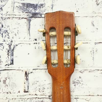 Giannini AWN60 Classical Guitar w/Hard Case image 11