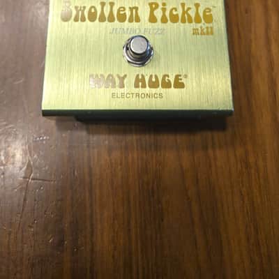 Way Huge WHE401 Swollen Pickle MkII Jumbo Fuzz 2010 - 2019 - Green image 1