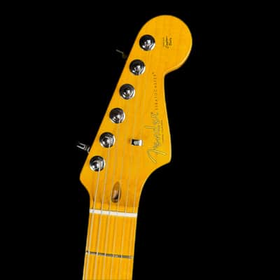 Fender American Professional II Stratocaster in Olympic White w/ Deluxe Hardcase image 8