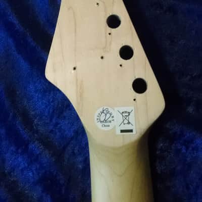 Kramer Pacer Blue Neck Maple Fretboard image 8