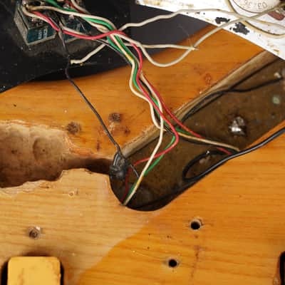 Fender Jazz Bass Body - 1976 - Neck Plate - Hardware - Natural image 8