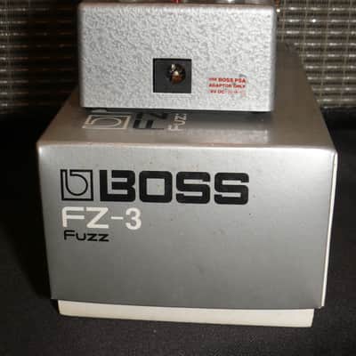 BOSS FZ-3 Fuzz w/- original box & Japan paperwork image 4