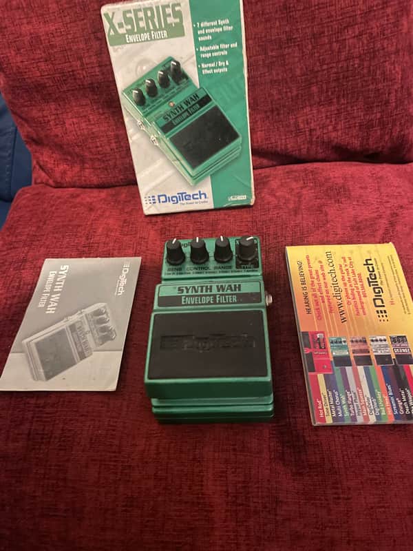 (Boxed) DigiTech X-Series Bass Synth Wah Envelope Filter 2010s - Green image 1